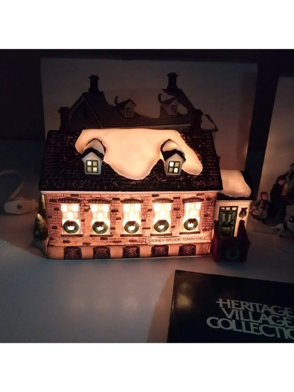 Department 56 New England Stoney Brook Town Hall 5644-8 & Market Day 5641-3